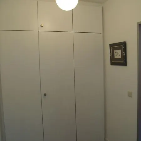 B51 Business Apartment *