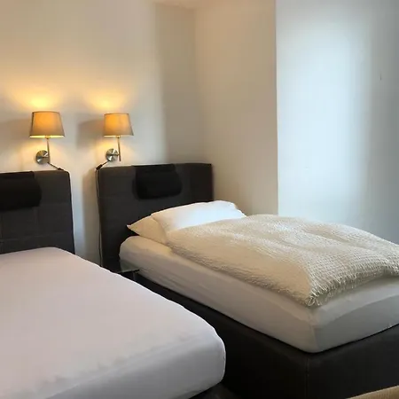 B51 Business Apartment *